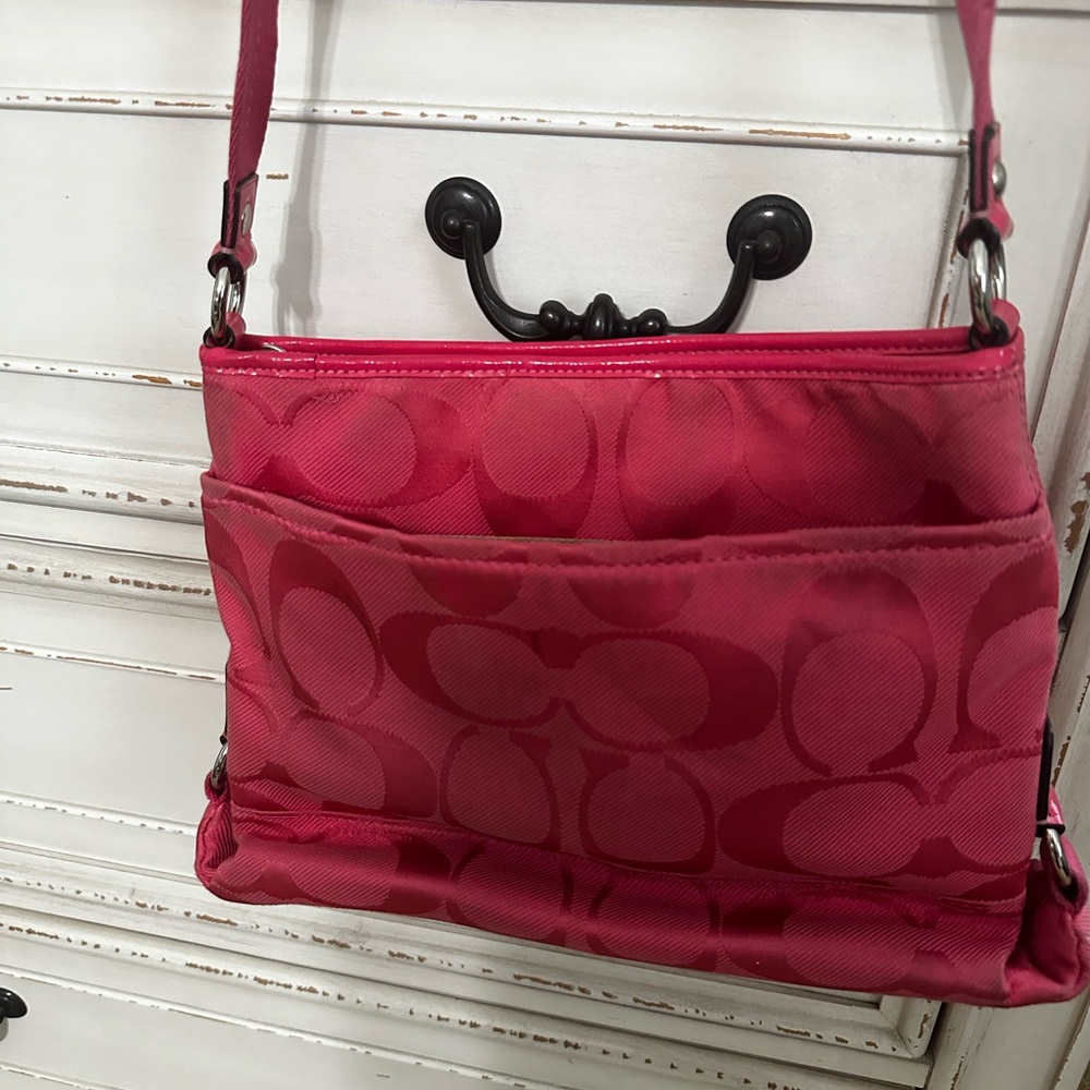 Coach Pink Crossbody bag - Picture 6 of 6